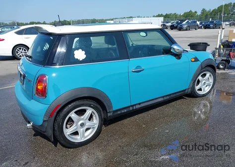 2009 Mini Cooper from USA, damaged, VIN WMWMF33579TT68578